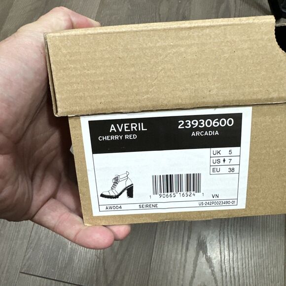 Dr. Martens Averil Lace Chunky Heel Leather Ankle Combat Boots US Size 7 - Picture 11 of 11